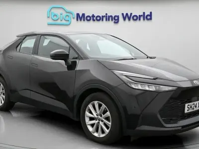 Used Toyota C-HR 140 HP (102 kW) 2026 SUV