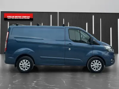 Used Ford Transit Custom Limited 130 HP (95 kW) 2020 Blue Van