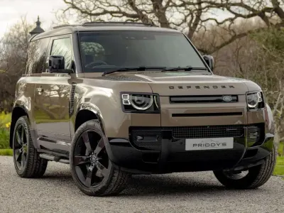Used Land Rover Defender SE Dynamic 2022 Brown SUV