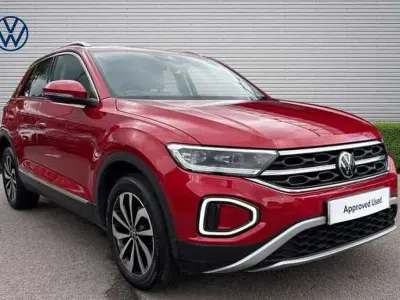 Used VW T-Roc Style 150 HP (110 kW) 2022 Red SUV