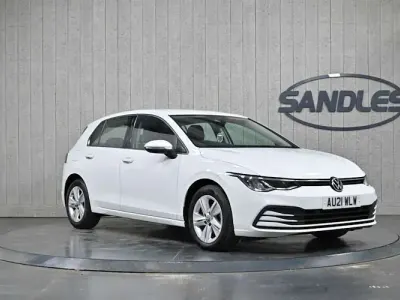 Used VW Golf VII S 150 HP (110 kW) 2021 White Hatchback
