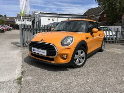 Used Mini Cooper D Hatch 2015 Orange Hatchback