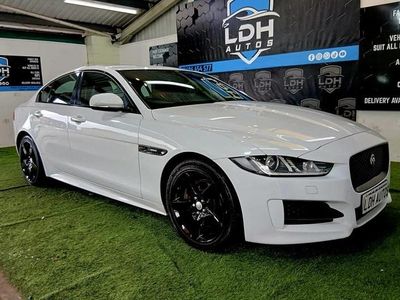 Used Jaguar XE R-Sport 180 HP (132 kW) 2015 White Sedan