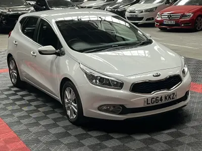 Used Kia Ceed 128 HP (94 kW) 2014 White Hatchback