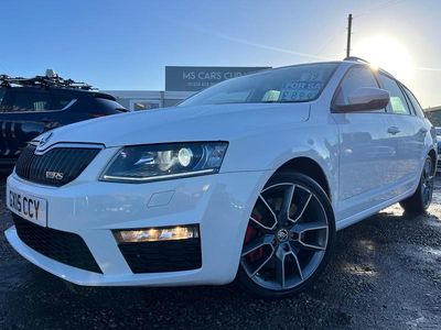 White Used 2015 Skoda Octavia vRS Estate | £8,750 (Fair price)