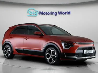 Used Kia Niro 180 HP (132 kW) 2023 Orange SUV