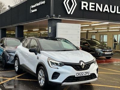 Metallic arctic white Used 2022 Renault Captur Iconic SUV | £13,200 (Fair price)