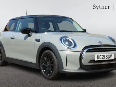 Używany Mini Cooper Classic 134 KM (98 kW) 2021 Szary Hatchback