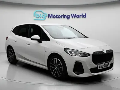 Usado BMW 220 M Sport 170 HP (125 kW) 2025 Branco Monovolume