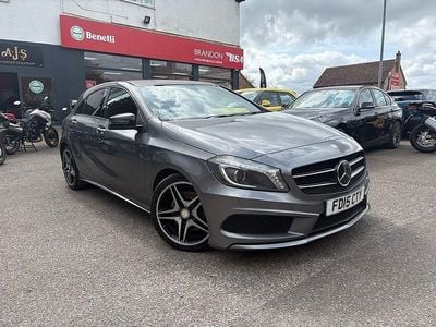 Usado Mercedes A220 AMG 170 HP (125 kW) 2015 Cinzento Citadino