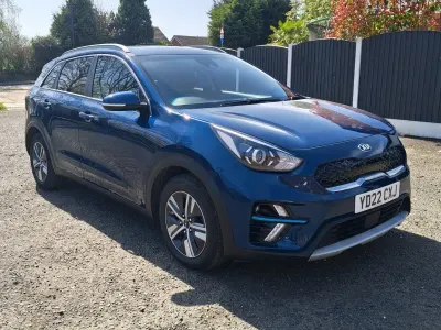 Usado Kia Niro 2022 Azul SUV