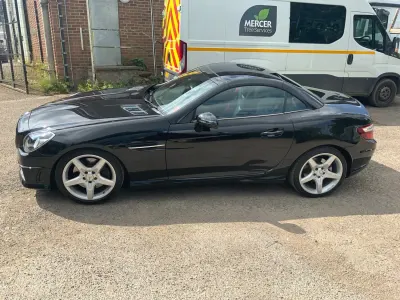 Usado Mercedes SLK200 AMG 184 HP (135 kW) 2011 Preto Cabrios