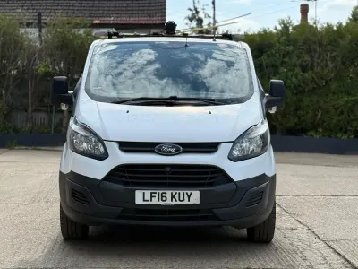 Begagnad Ford Transit Custom 100 HK (73 kW) 2016 Vit Van