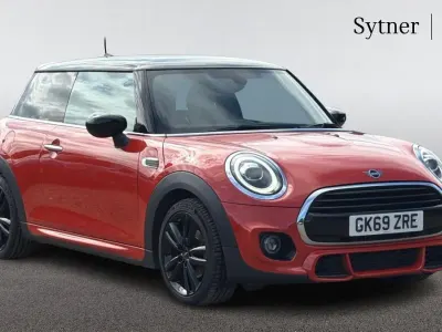 Used Mini Cooper Hatch 134 HP (98 kW) 2019 Orange Hatchback