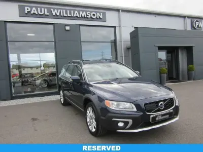 Usado Volvo XC70 SE Lux 215 HP (158 kW) 2013 Azul Carrinha