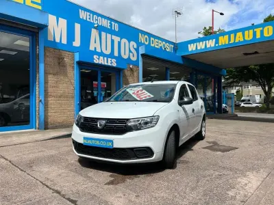 Used Dacia Sandero Essentiel 2019 White Hatchback