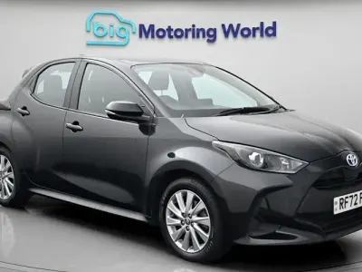 Second-hand Toyota Yaris Hybrid 116 CP (85 kW) 2026 Hatchback