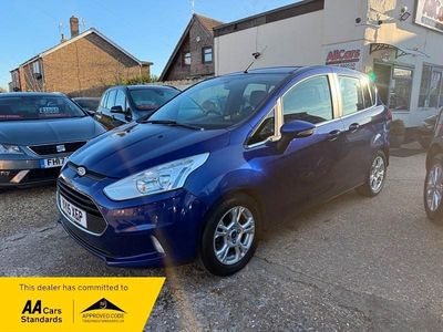Used Ford B-MAX Zetec 88 HP (64 kW) 2015 Blue MPV