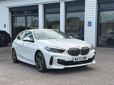Usado BMW 118 M Sport 134 HP (98 kW) 2023 Branco Citadino