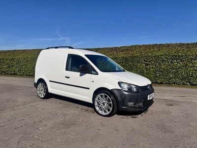 Used VW Caddy 102 HP (75 kW) 2011 White MPV