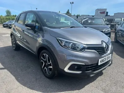 Used Renault Captur Iconic 90 HP (66 kW) 2019 Grey SUV