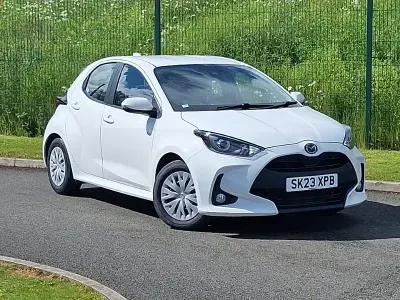 Used Mazda 2 116 HP (85 kW) 2023 White Hatchback