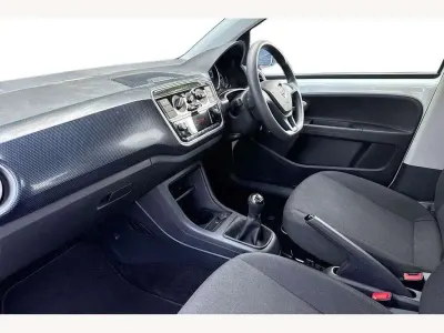 Used VW up! Move 60 HP (44 kW) 2019 Pure white Hatchback