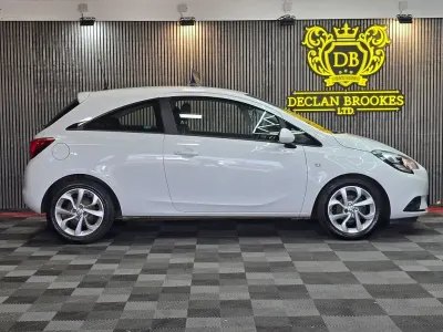 Używany Vauxhall Corsa Excite 2015 Biały Hatchback