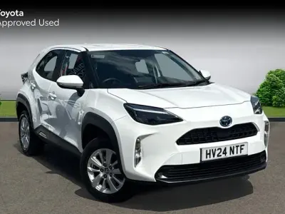 Begagnad Toyota Yaris Hybrid 116 HK (85 kW) 2026 Kombi