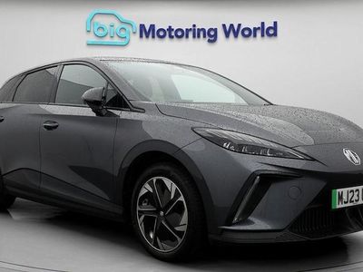 Begagnad MG MG4 EV Trophy 150 kW (204 HK) 2025 Halvkombi