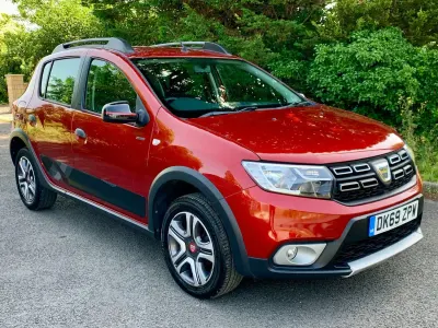 Used Dacia Sandero Stepway 90 HP (66 kW) 2019 Red Hatchback