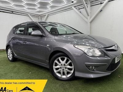 Used Hyundai i30 Comfort 108 HP (79 kW) 2011 Grey Hatchback