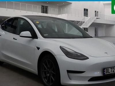 White Used 2022 Tesla Model 3 RWD Sedan | £17,200 (Fair price)