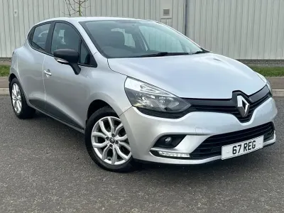 Used Renault Clio Play 110 HP (80 kW) 2017 Silver Hatchback