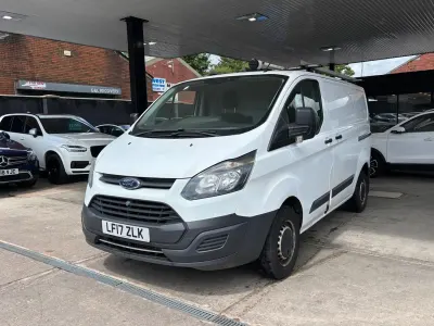 Used Ford Transit Custom 105 HP (77 kW) 2017 White Van