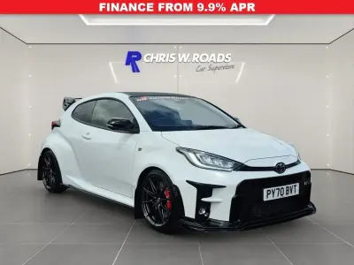 Used Toyota Yaris 272 HP (200 kW) 2021 White Hatchback