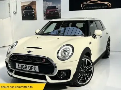 Used Mini Cooper Clubman Sport 192 HP (141 kW) 2018 White Estate