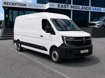Used Renault Master 130 HP (95 kW) 2025 White MPV