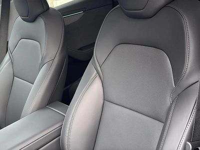 Used Tesla Model Y Long Range AWD 286 kW (389 HP) 2025 Grey SUV