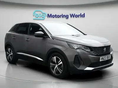 Second-hand Peugeot 3008 Allure 131 CP (96 kW) 2022 Gri SUV