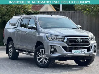 Used Toyota HiLux 150 HP (110 kW) 2019 Silver Pickup