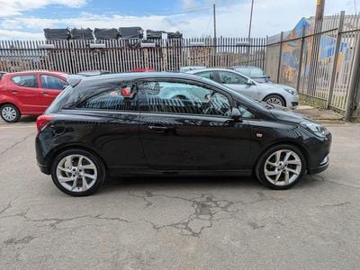 Second-hand Vauxhall Corsa SRi 100 CP (73 kW) 2018 Negru Hatchback