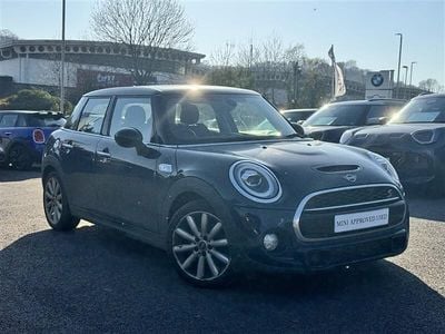 Used Mini Cooper S Classic 189 HP (139 kW) 2019 Blue Hatchback