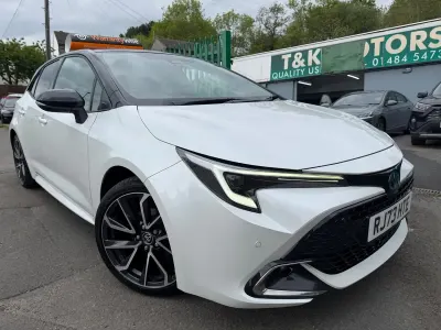 Usado Toyota Corolla 2023 Blanco Utilitario