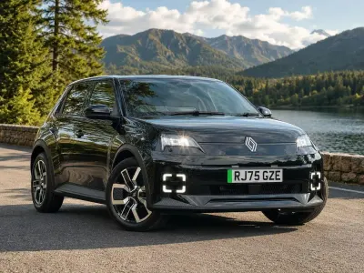 New Renault 5 E-Tech Urban 44 kW (60 HP) 2026 Black Hatchback