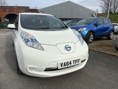 Used Nissan Leaf Tekna 80 kW (109 HP) 2015 White Hatchback