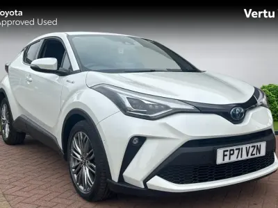 Used Toyota C-HR 122 HP (89 kW) 2022 White SUV