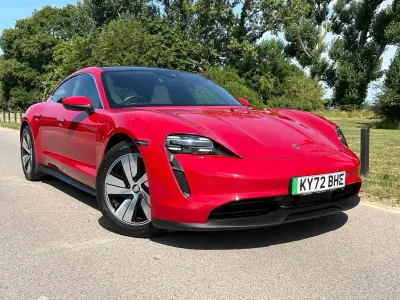 Used Porsche Taycan Performance Package 419 kW (571 HP) 2022 Red Sedan