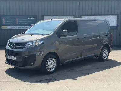 Used Vauxhall Vivaro Sportive 120 HP (88 kW) 2020 Grey MPV