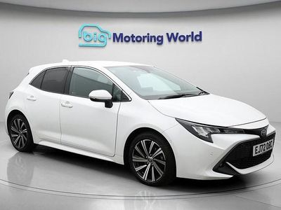 Used Toyota Corolla Design 140 HP (102 kW) 2022 White Hatchback